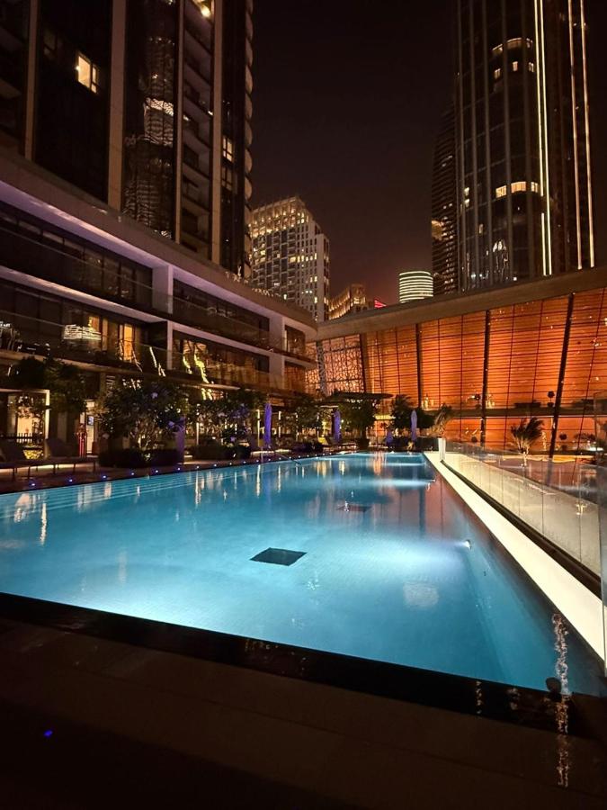 Next to Burj Khalifa 5 Mins Walk To Dubai Mall - 4