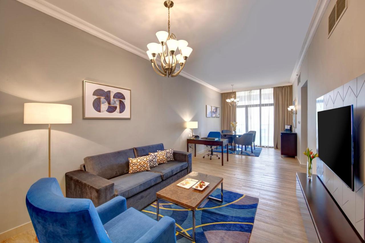 Two Seasons Hotel & Apartments - 5