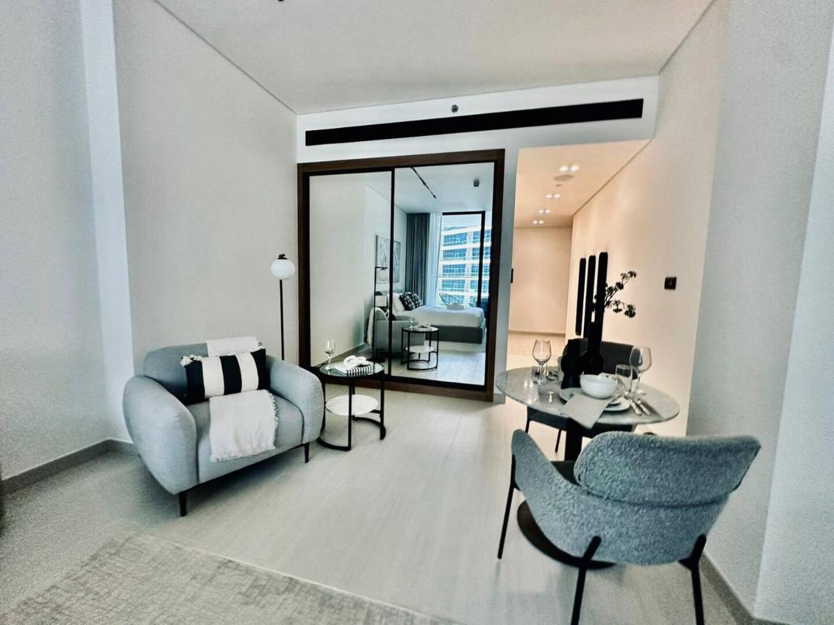 Artful Canal Escape With Jacuzzi And City Views! - 5