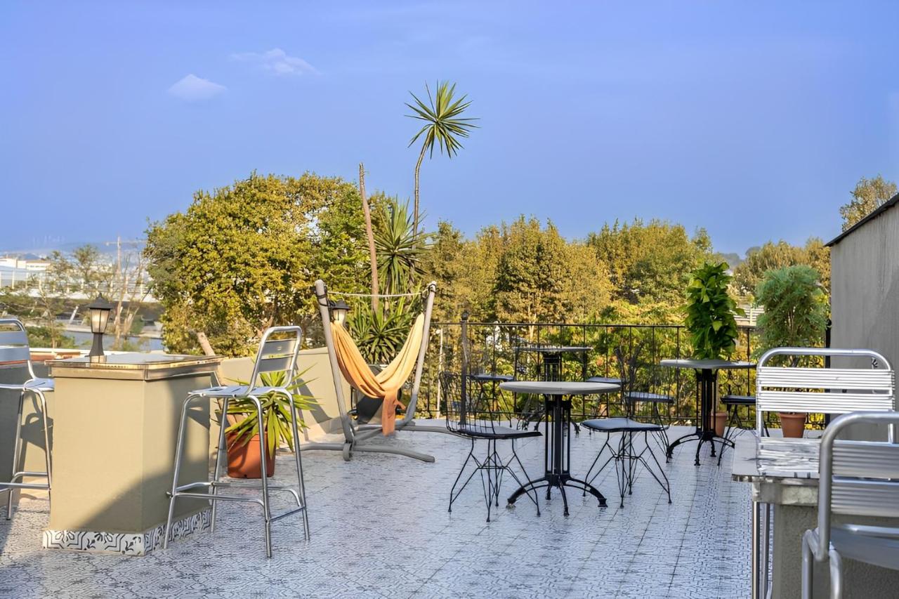 The Lumina Hotel - 4