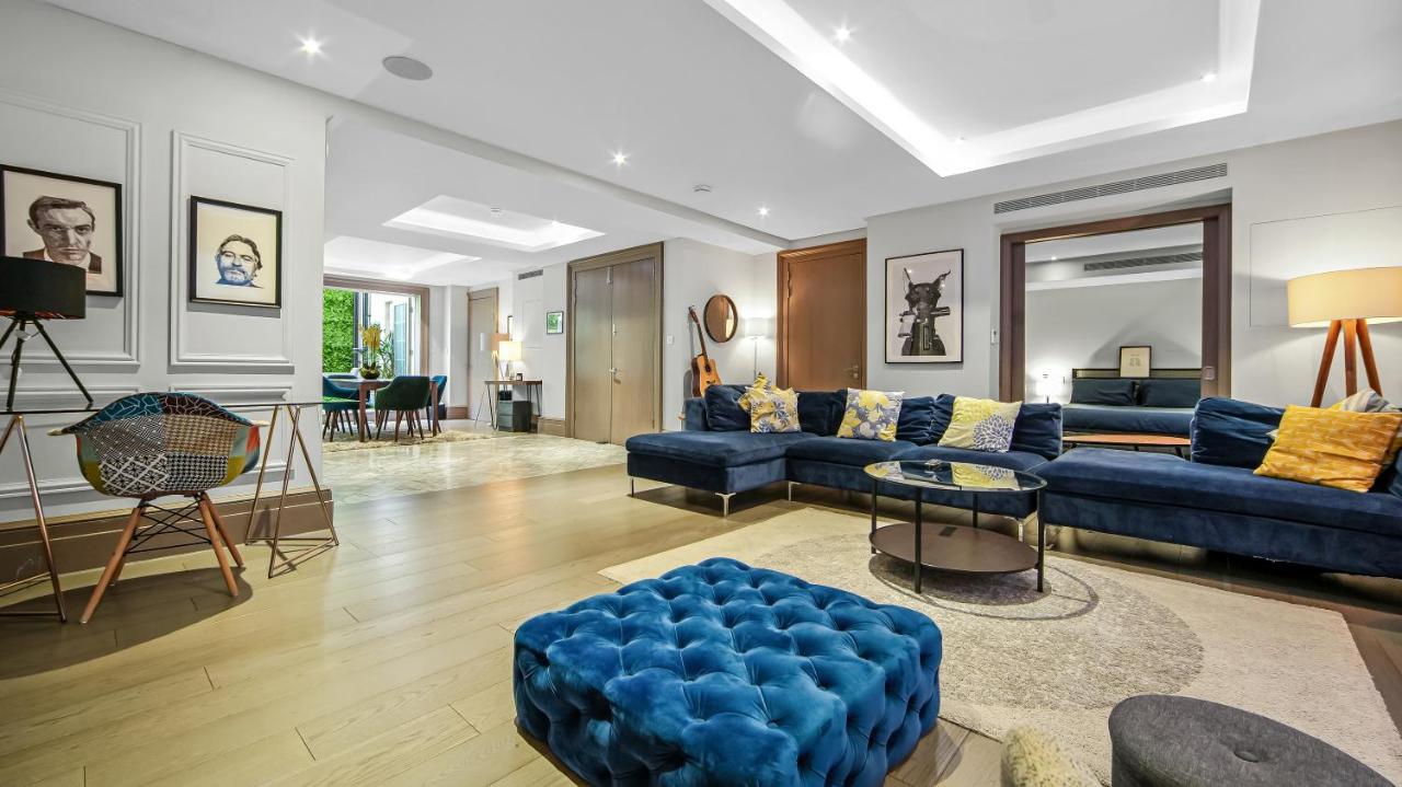 Luxury Interior Designed 3 Bedroom Apartment in Central London - 2