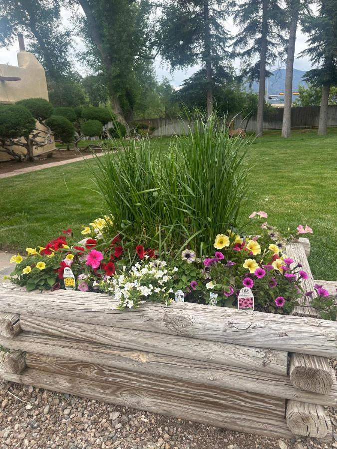 El Pueblo Lodge — photo 10