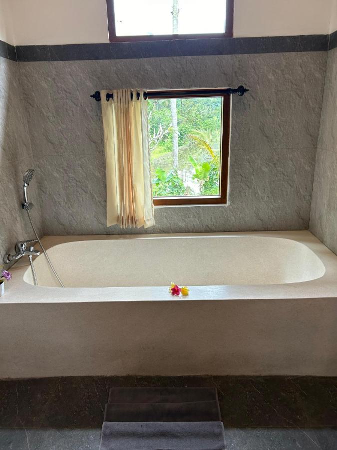 Dewi Teduh Villa - 3