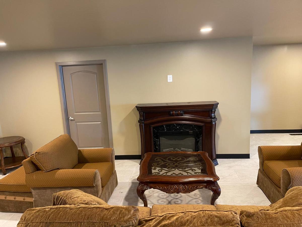 Four Seasons Inn — photo 10