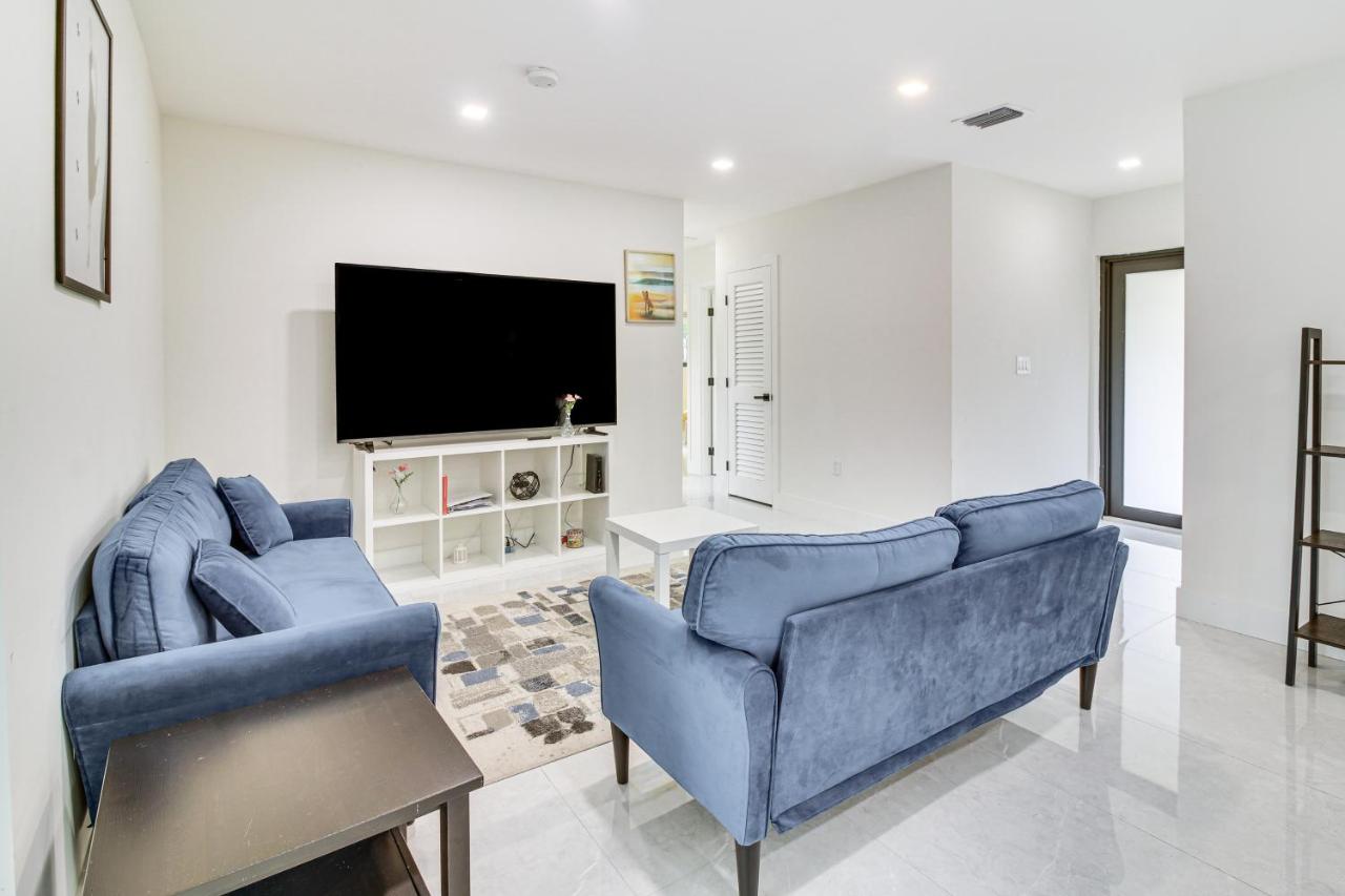 5 Mi to Beach Group Getaway with Yard in Miami - 5