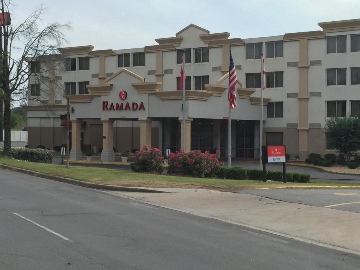 Ramada by Wyndham Birmingham Airport photo