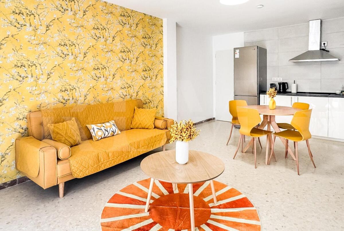 Historic Center Apartment with Balcony REMS - 4