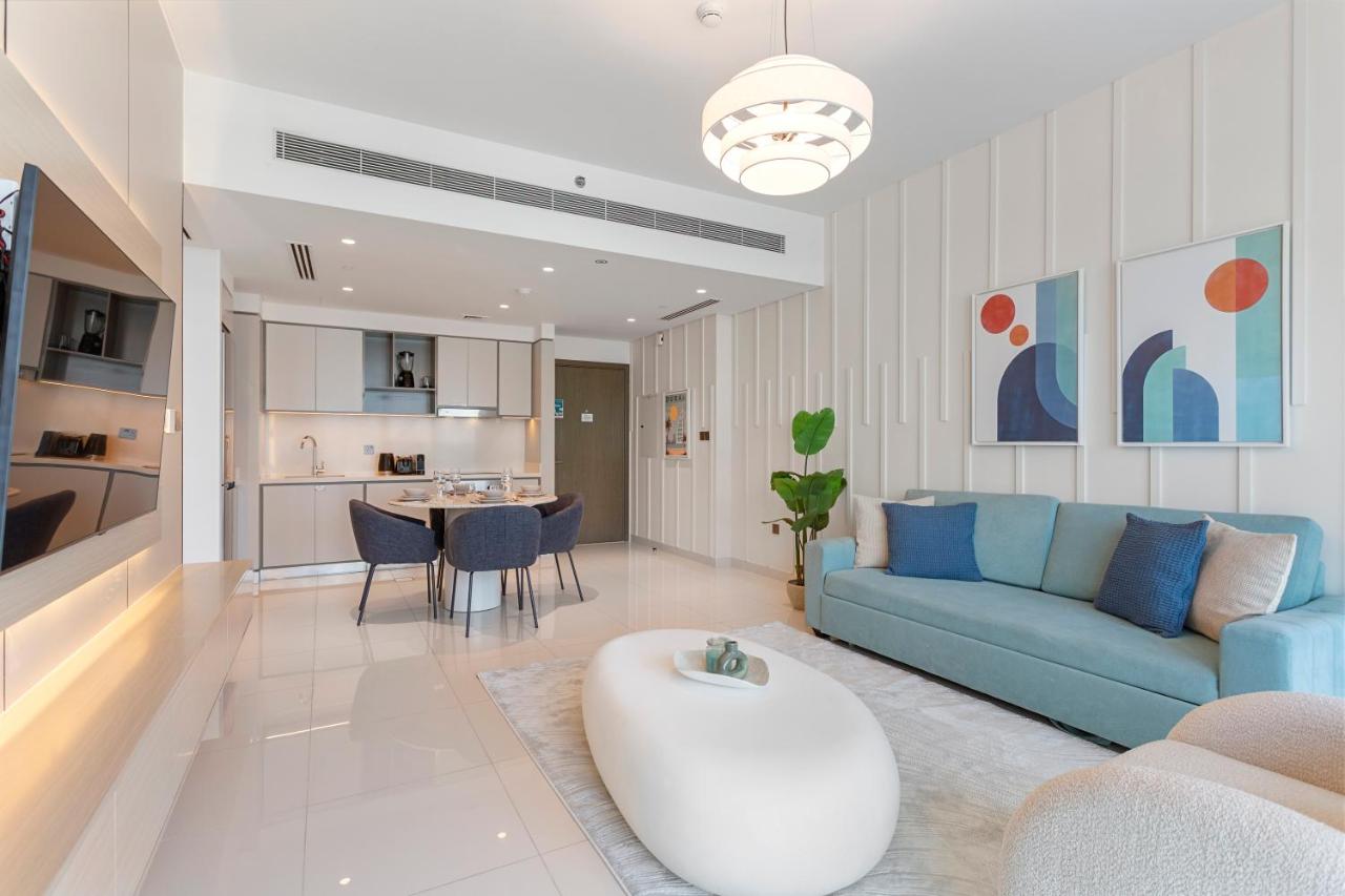 Luxury beach house with mesmerizing skyline view - 5