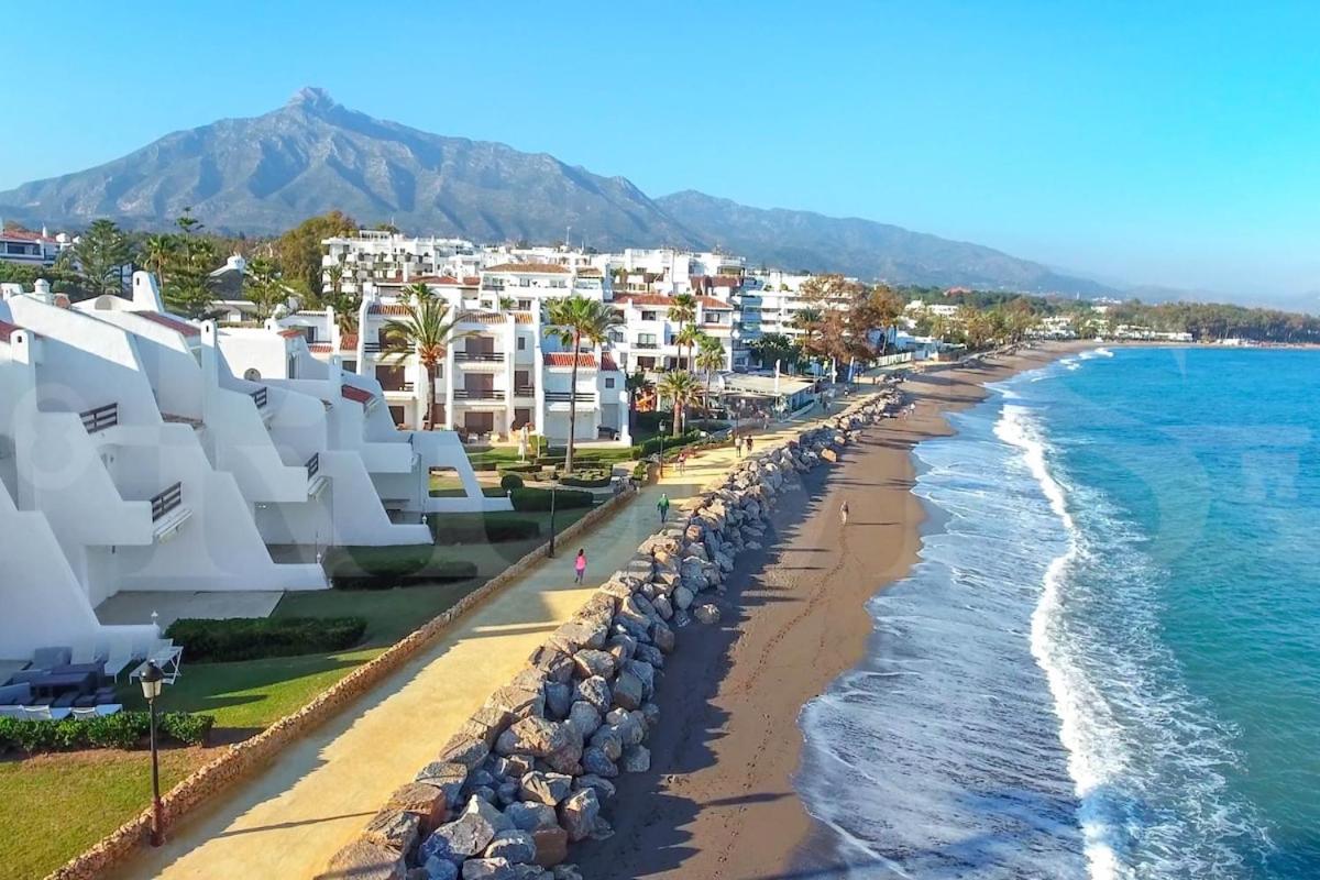 Apartment with balcony, pool and beach nearby REMS - 2