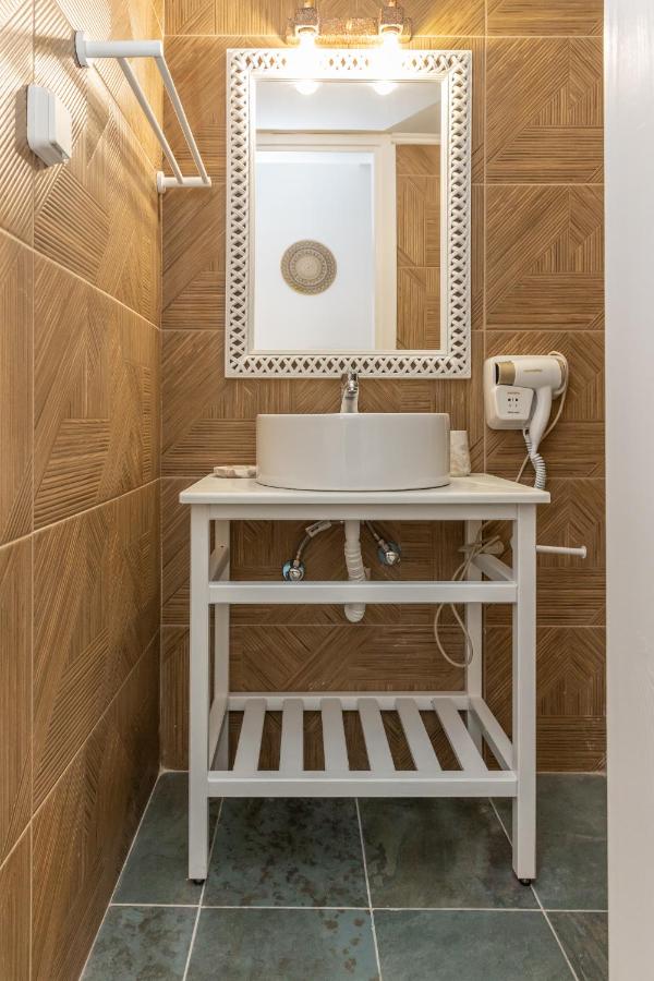 Hillside Suite Athens - 3