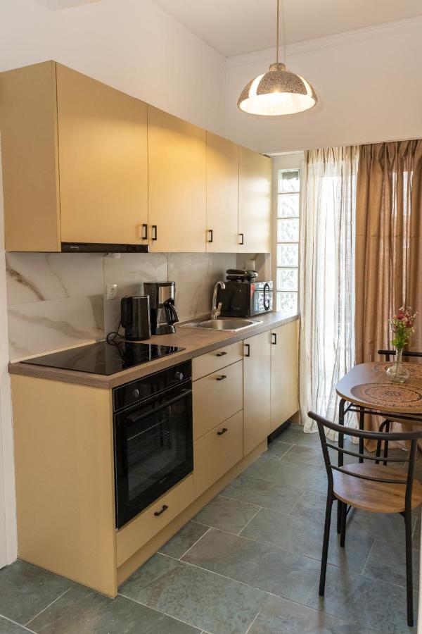 Hillside Suite Athens - 4