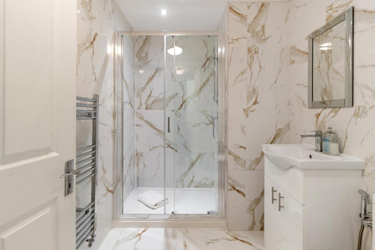 1Bedroom Gem in Mayfair on Iconic Oxford Street!1GC - 3