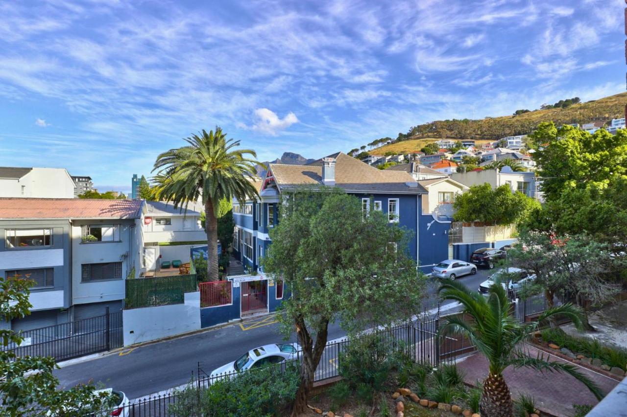 Cascades Sunny Studio with views - 3