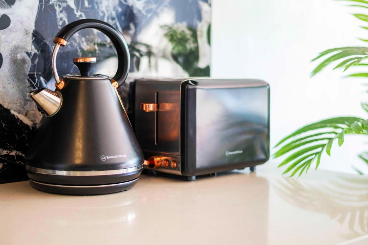 Modern City Studio in the Heart of Kloof Street - 4