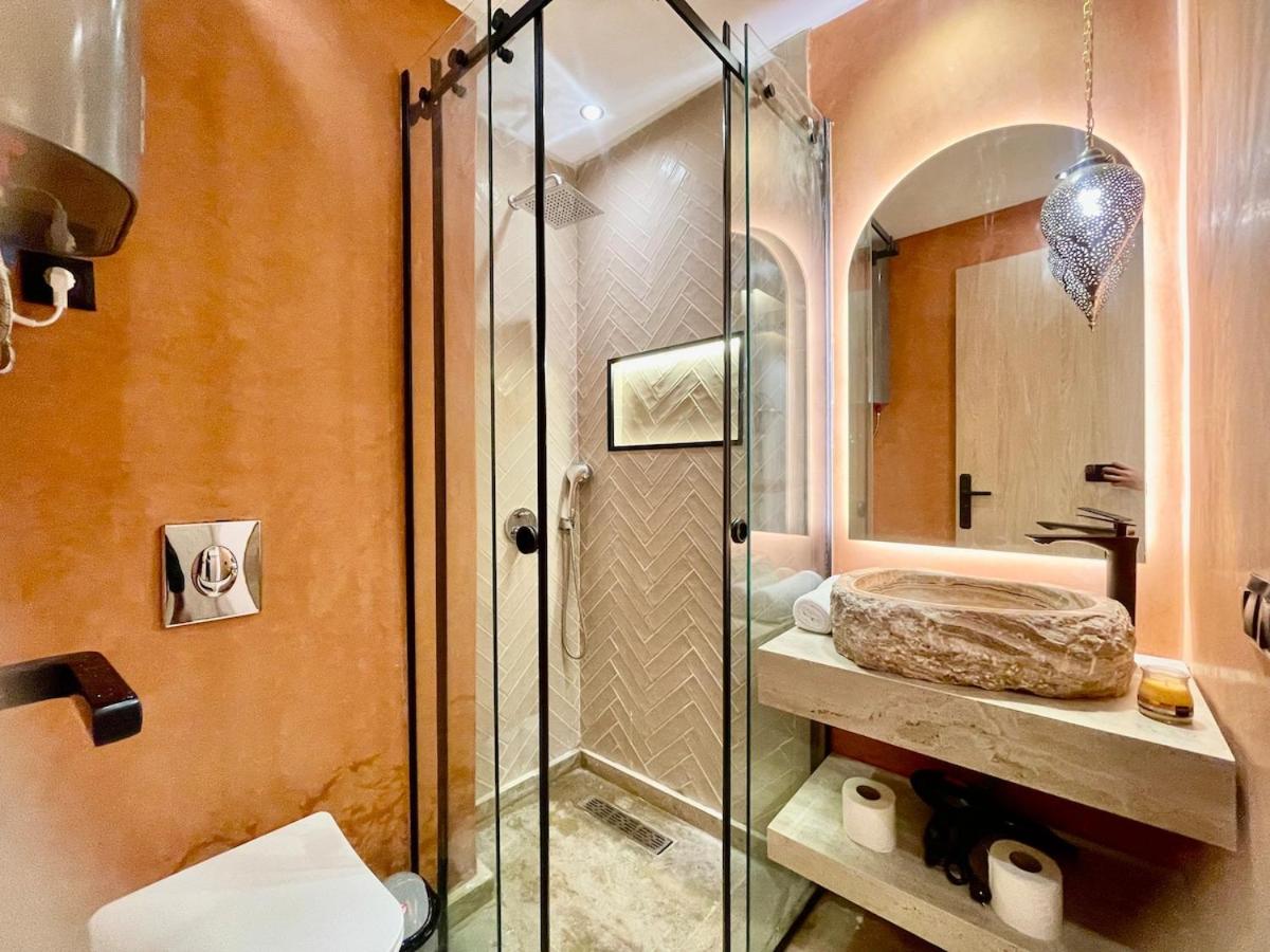 Gueliz Terracotta Stay - 2 BR & Cozy Balcony - 3