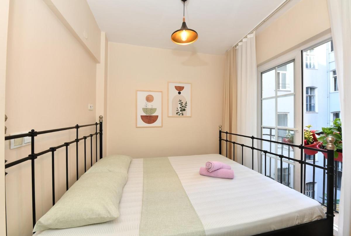 Comfortable Bright Home AC Galata - 2