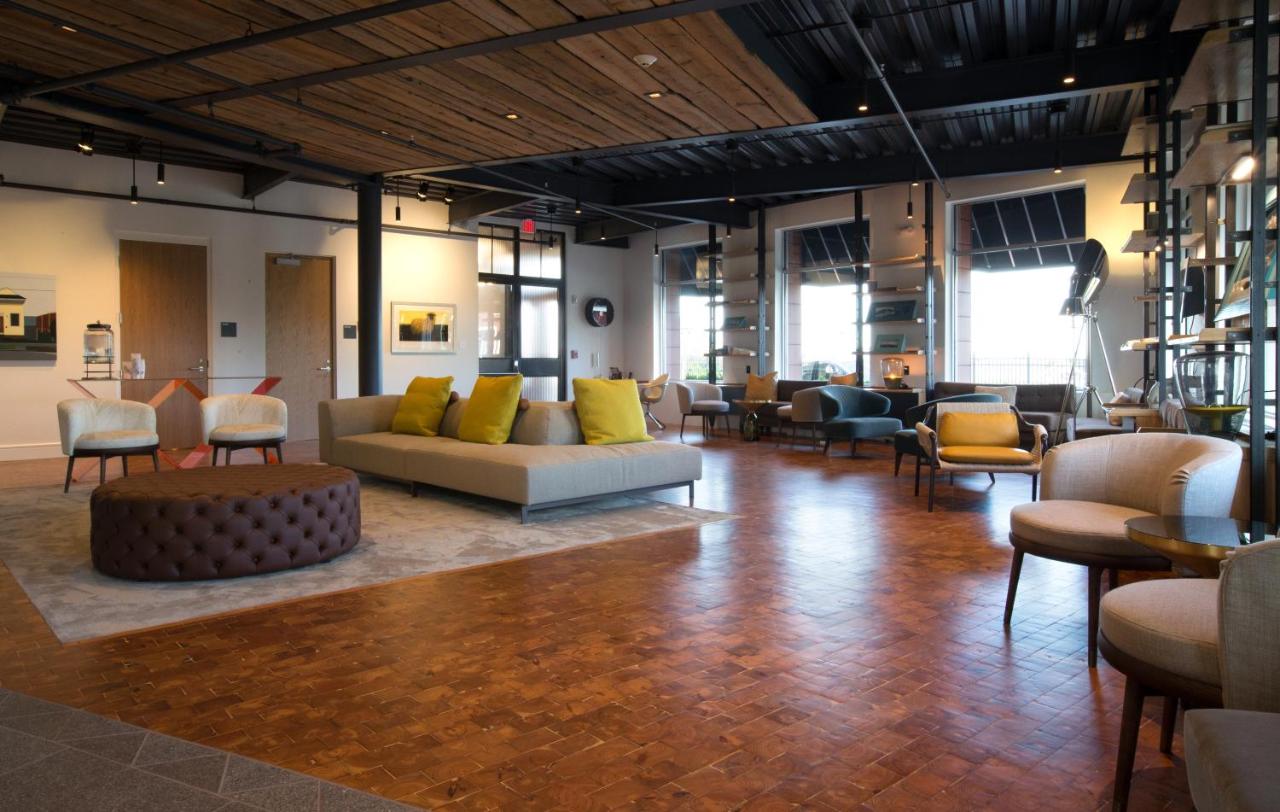250 Main Hotel — photo 12