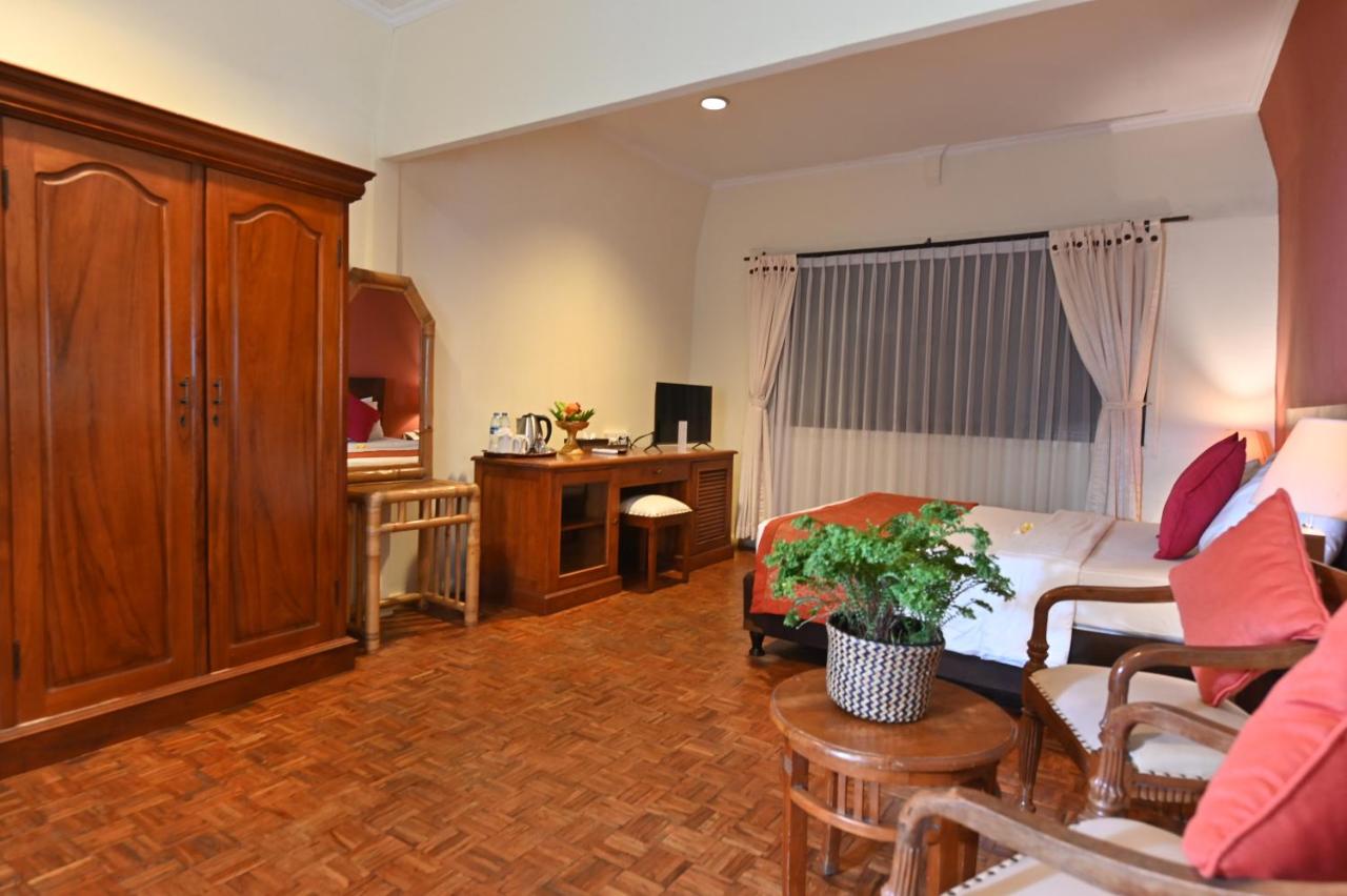 Puri Dewa Bharata Hotel & Villas - 4