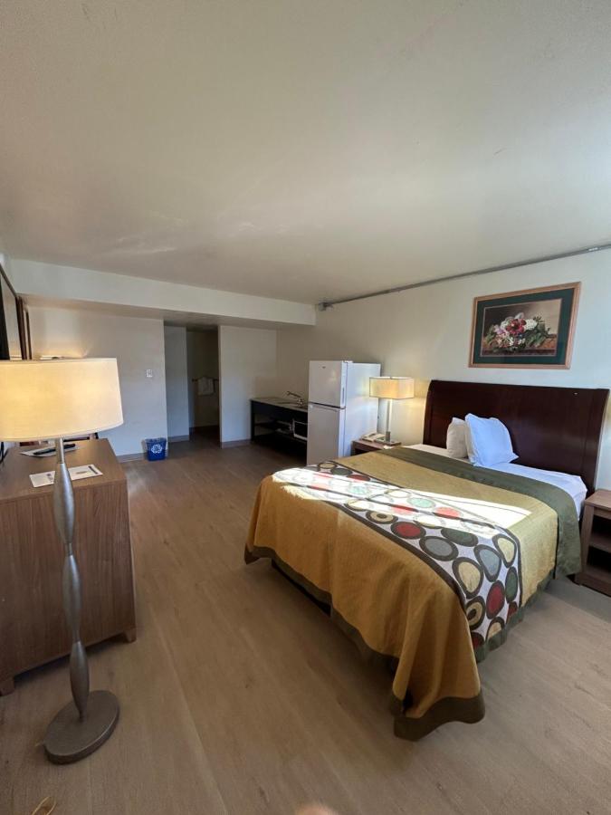 Budget Inn — photo 2
