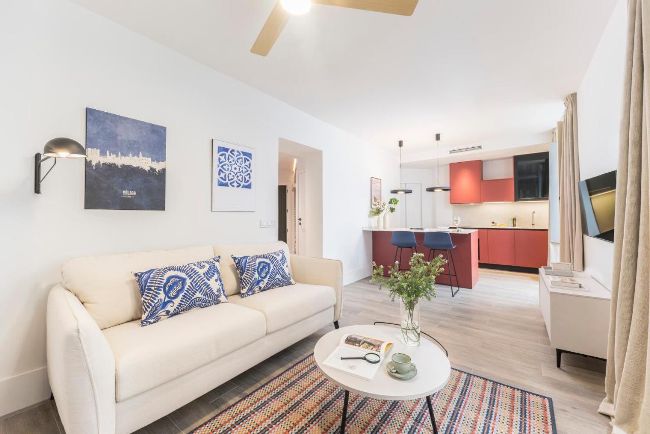 Homeclub Elegant Apartment by the Picasso Museum I