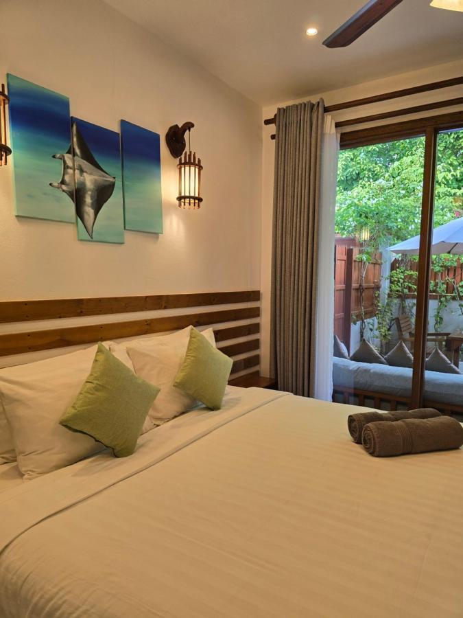 Dhonfalhu Dhigurah - 2