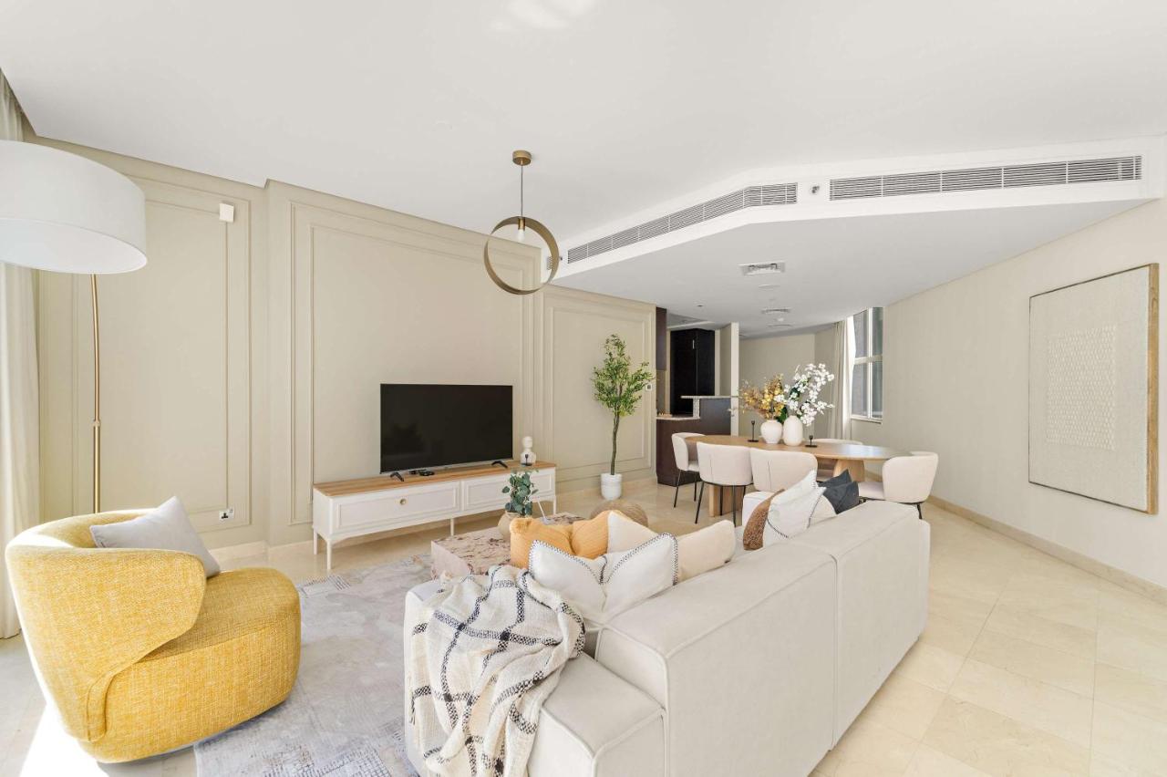 Silkhaus Vacation Homes Cityscape 2BR in DIFC Prime location - 5