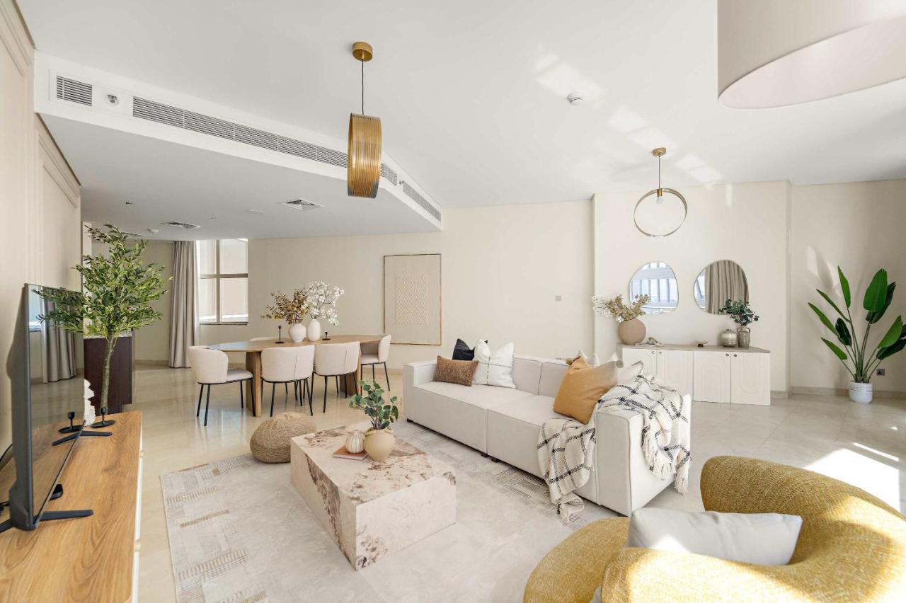 Silkhaus Vacation Homes Cityscape 2BR in DIFC Prime location - 3