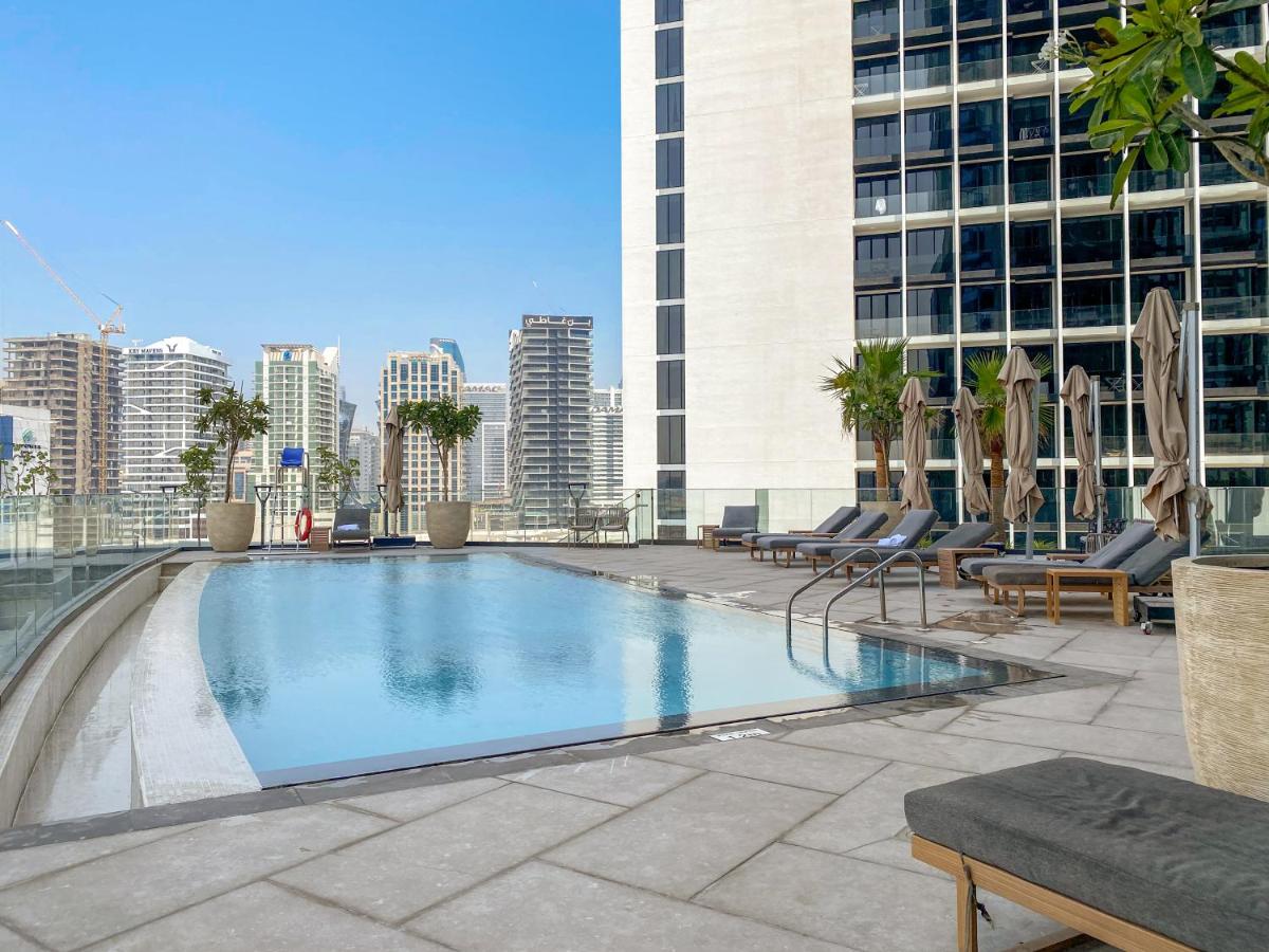 Nobles tower tiger - 4