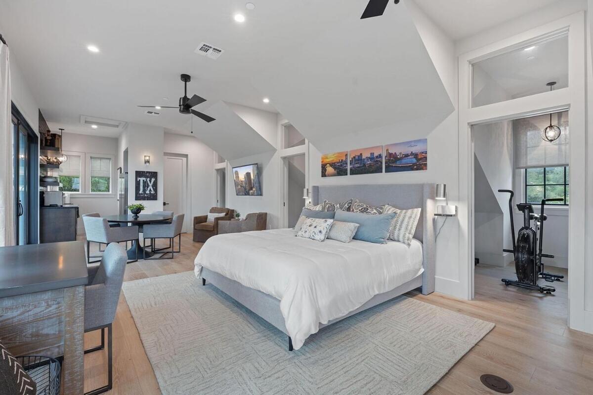 Lake Austin Overlook - 5