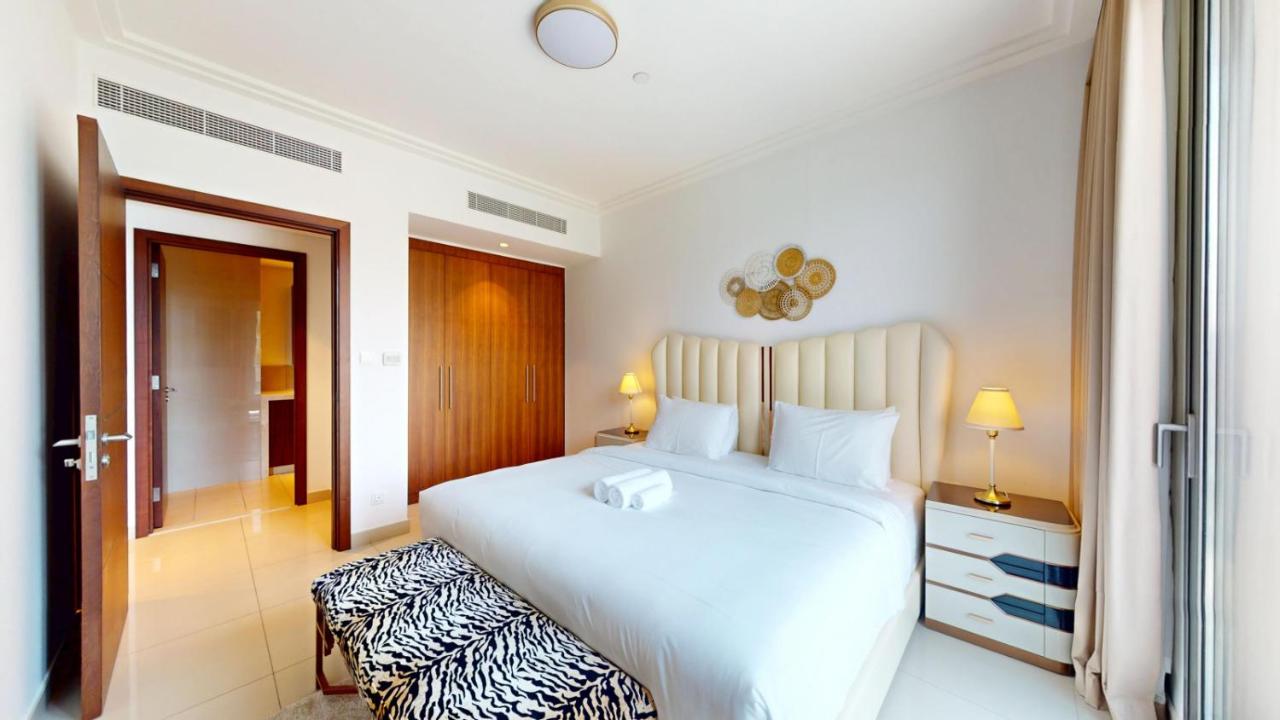 Vacationer Holiday Homes I Chic 1 Bed l Burj Khalifa View - 2