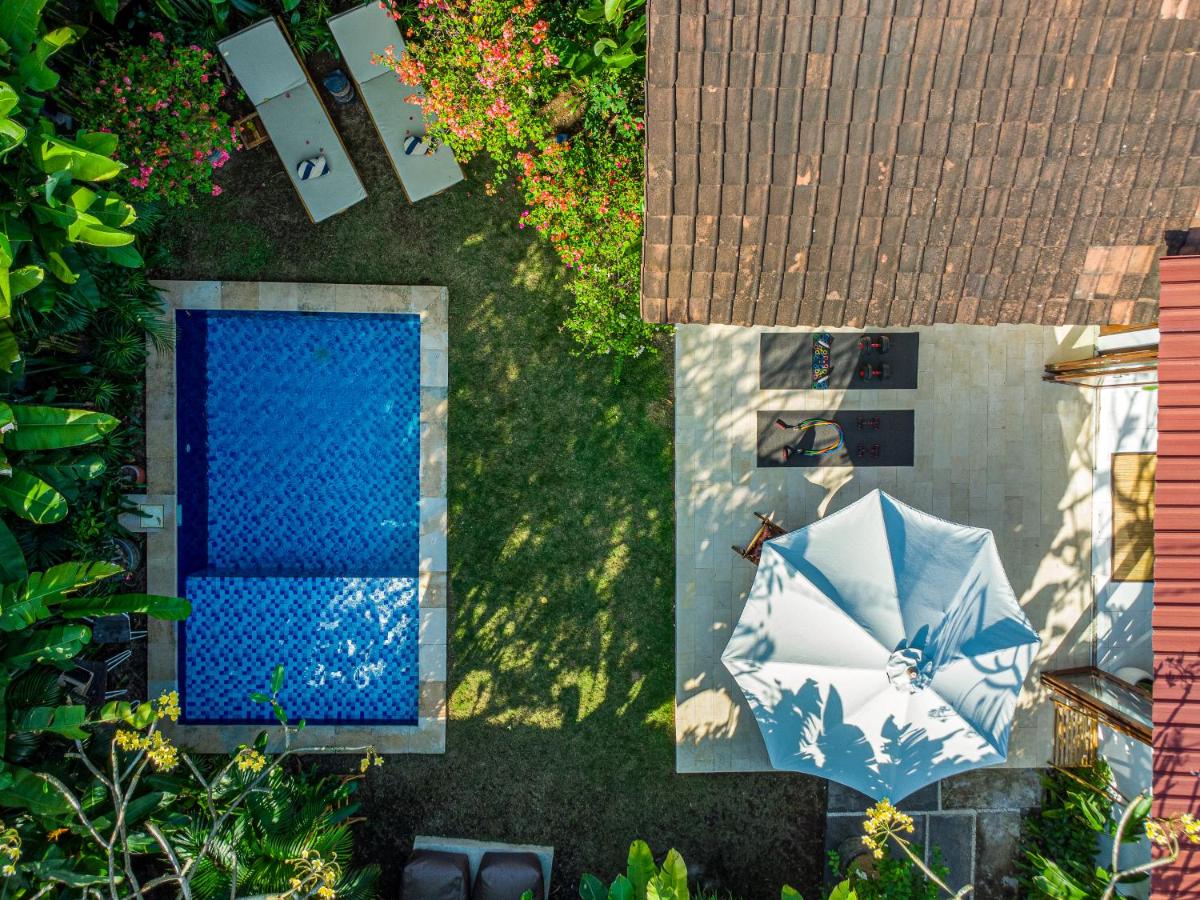 Spacious 2BR Villa Madeus with Gym Corner, Private Pool, Garden & Billard in Canggu -Bali - 3