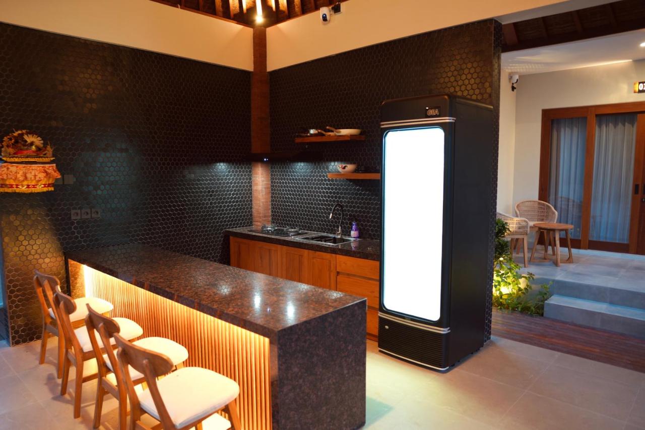 Swan House Canggu - 4