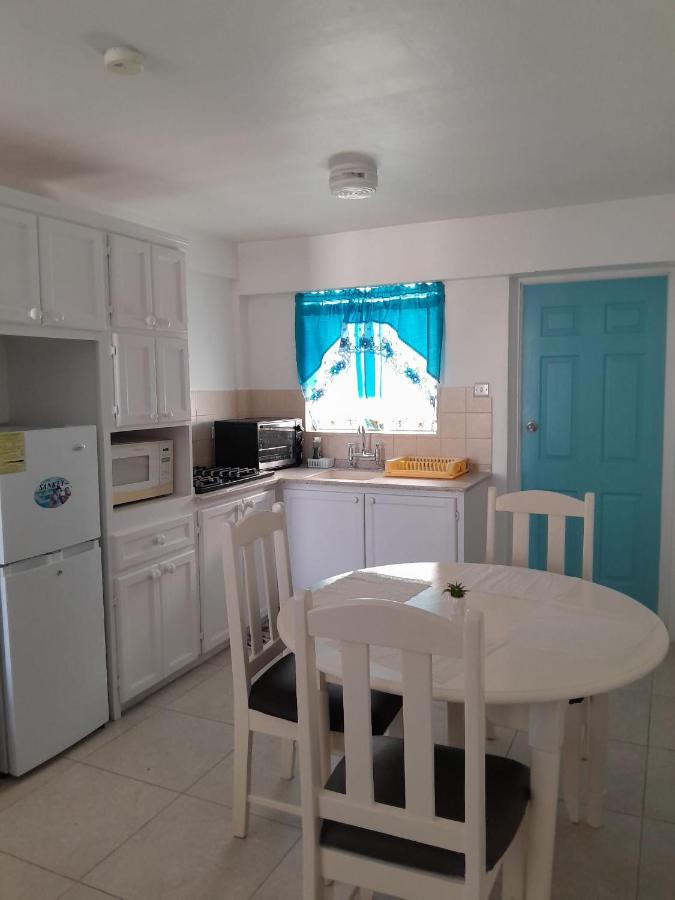 Melrose Beach Apartments Inc - 3