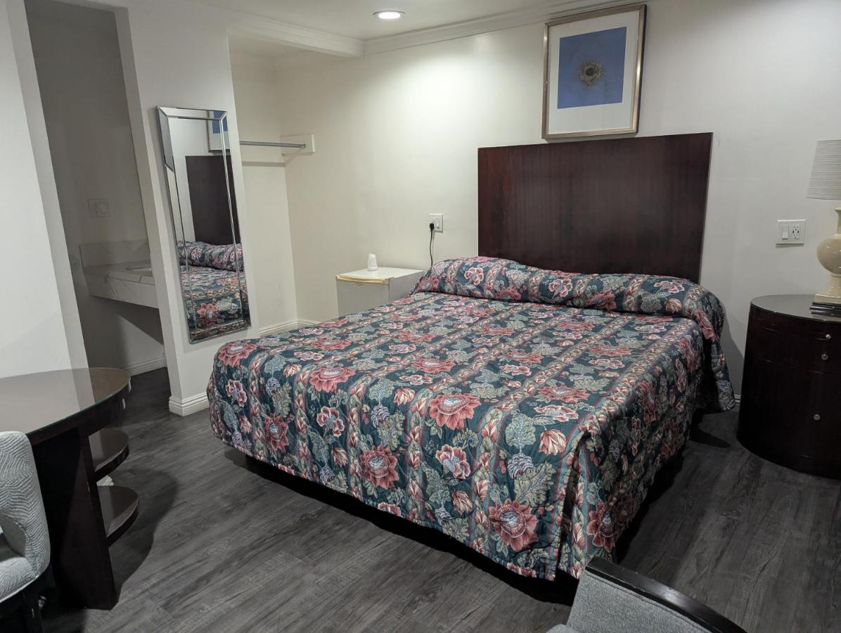 Airport Motel — photo 7