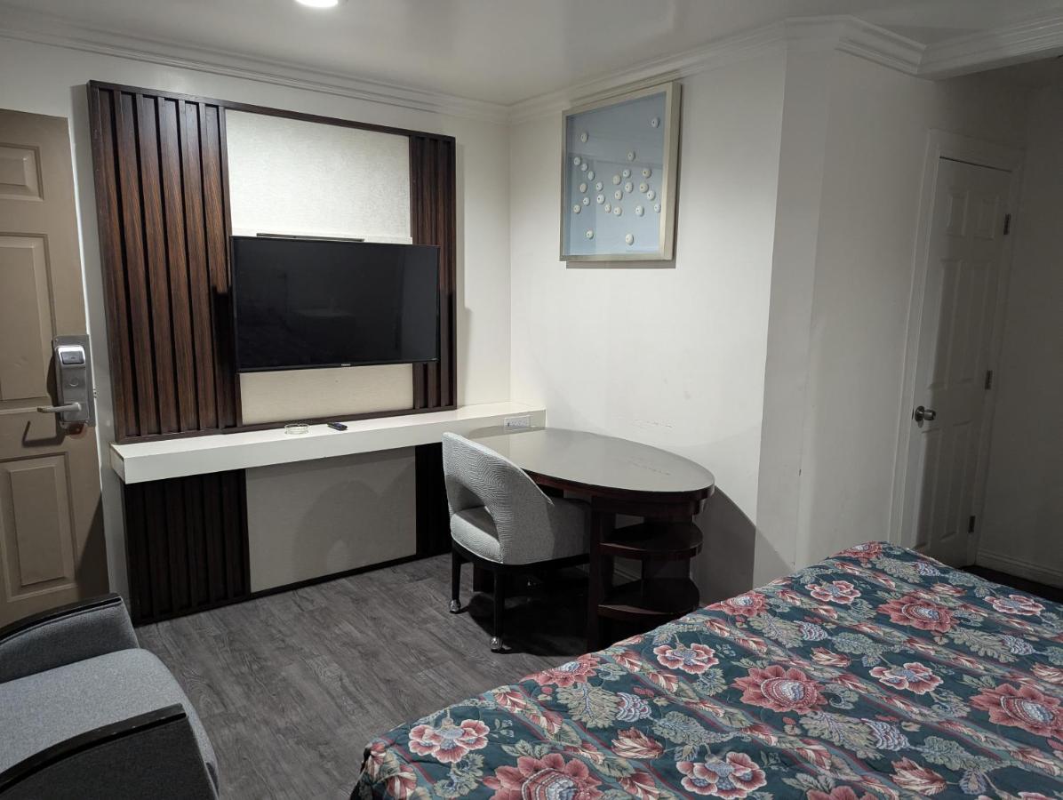 Airport Motel — photo 12