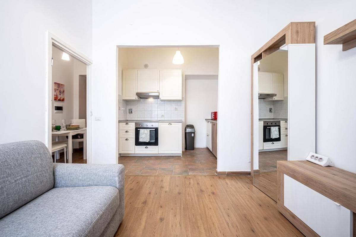 Feel at Home I Modern Cozy Apartment - 4