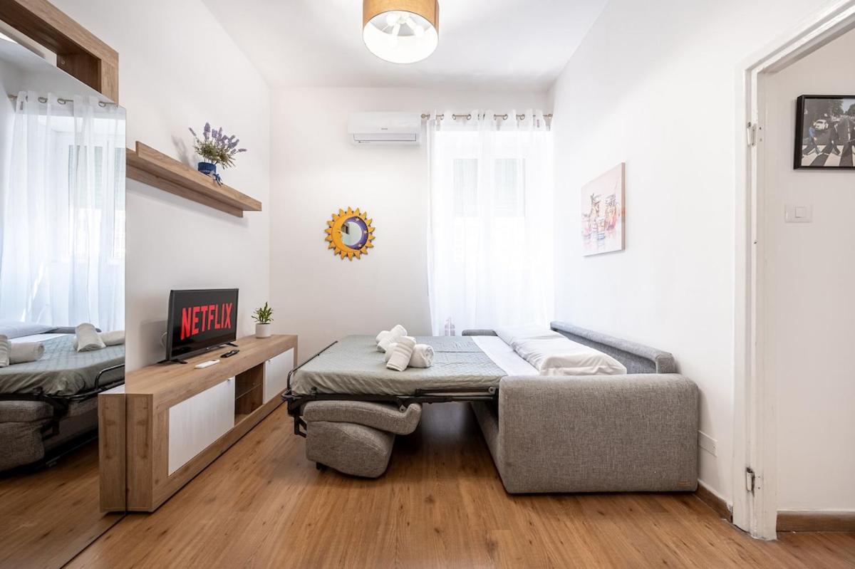 Feel at Home I Modern Cozy Apartment - 5