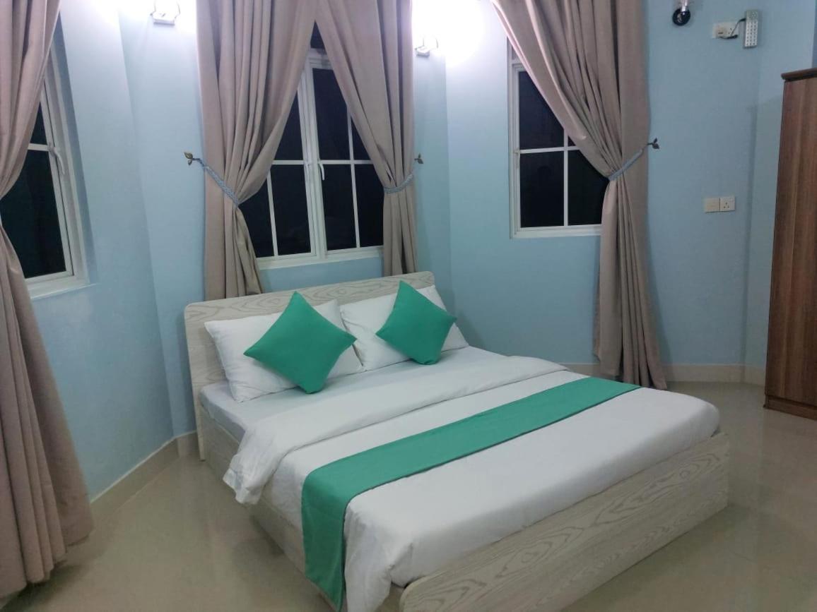 The Nest by eMzaz - 5