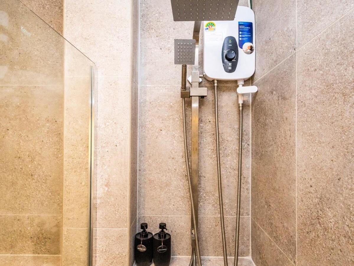 2 Bedroom for 4 guests Private in center of Sathorn - 3