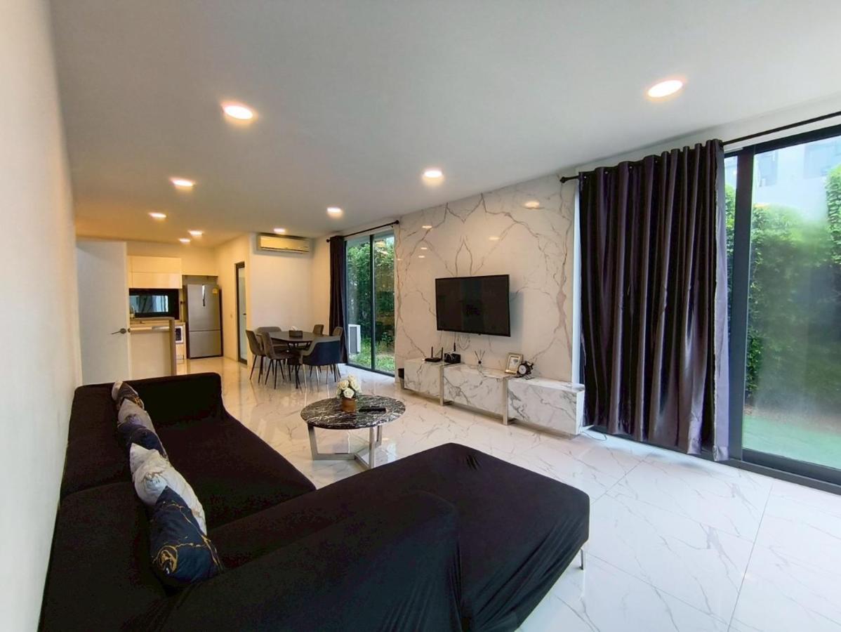 TYb03 芭提雅北歐風格三臥室別墅