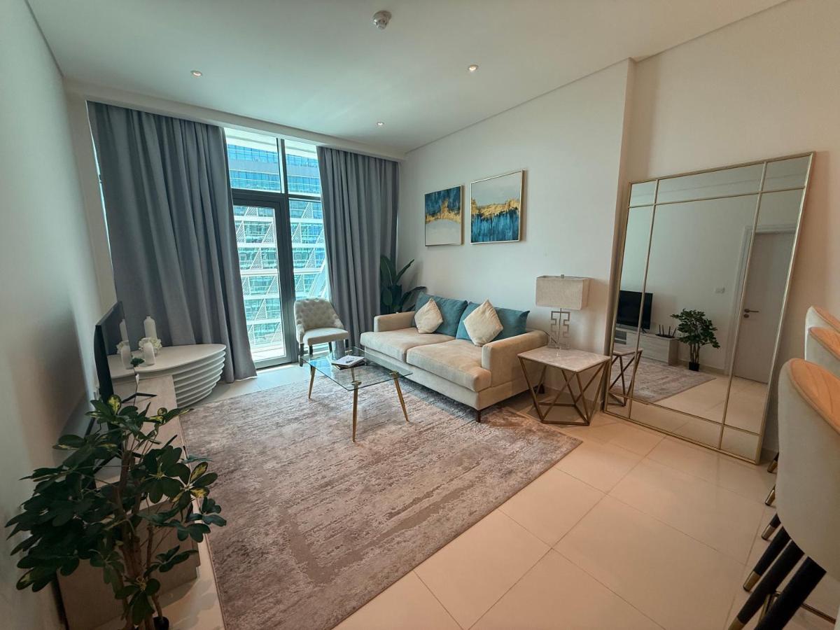 Highend Seven Palm 1BR Private Beach and Infinity Pool - 3