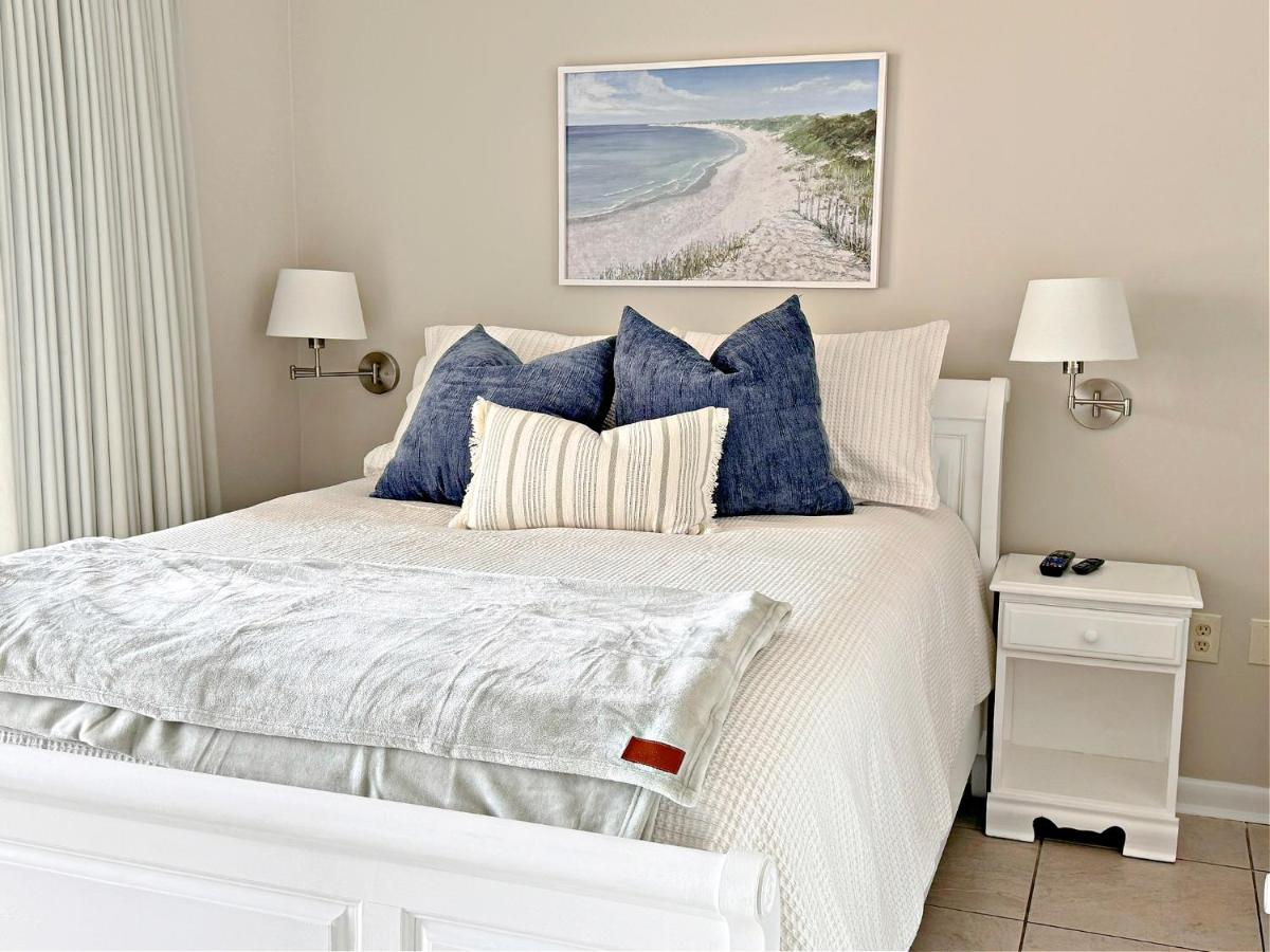 Gulf Village Condominium — photo 13