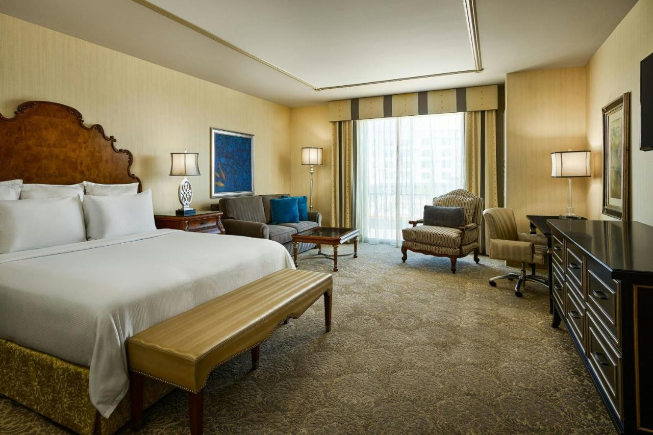 Woolley's Classic Suites — photo 20