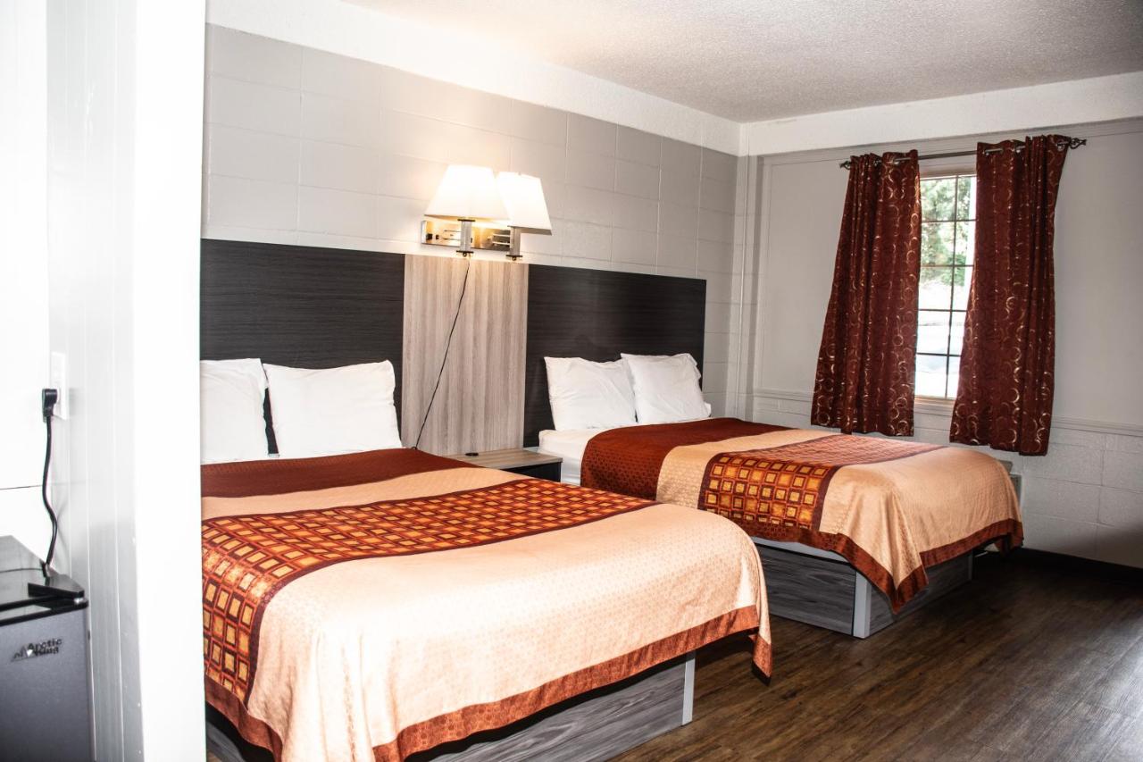 Budget Inn — photo 7
