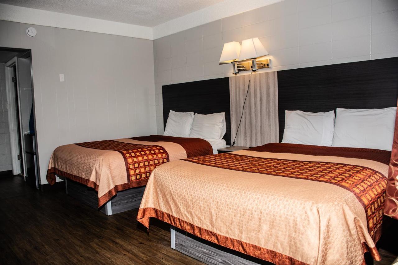 Budget Inn — photo 10