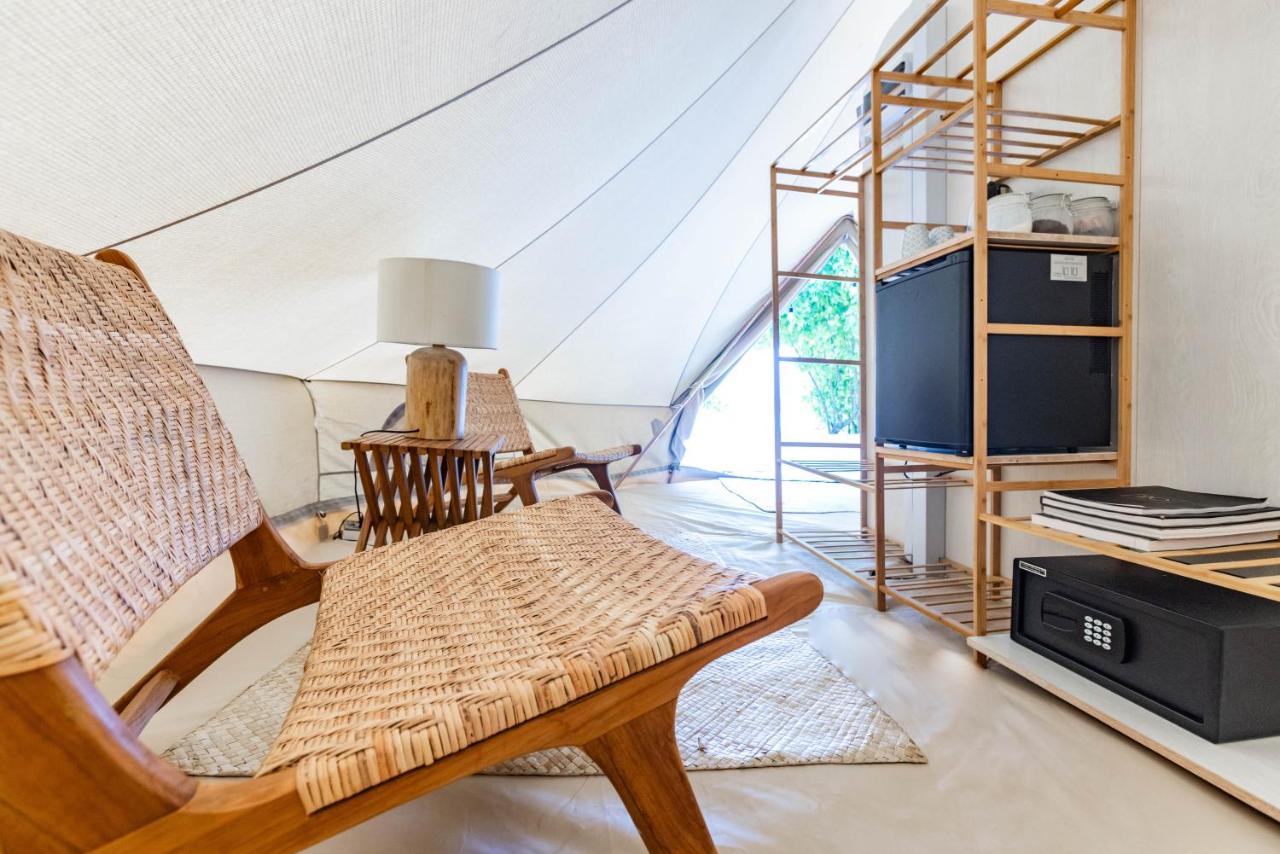 The MAVERICK SURF AND DIVE BOUTIQUE HOTEL - Book 10 Nights and get 1 Free Night - Kids Stay Free - 4