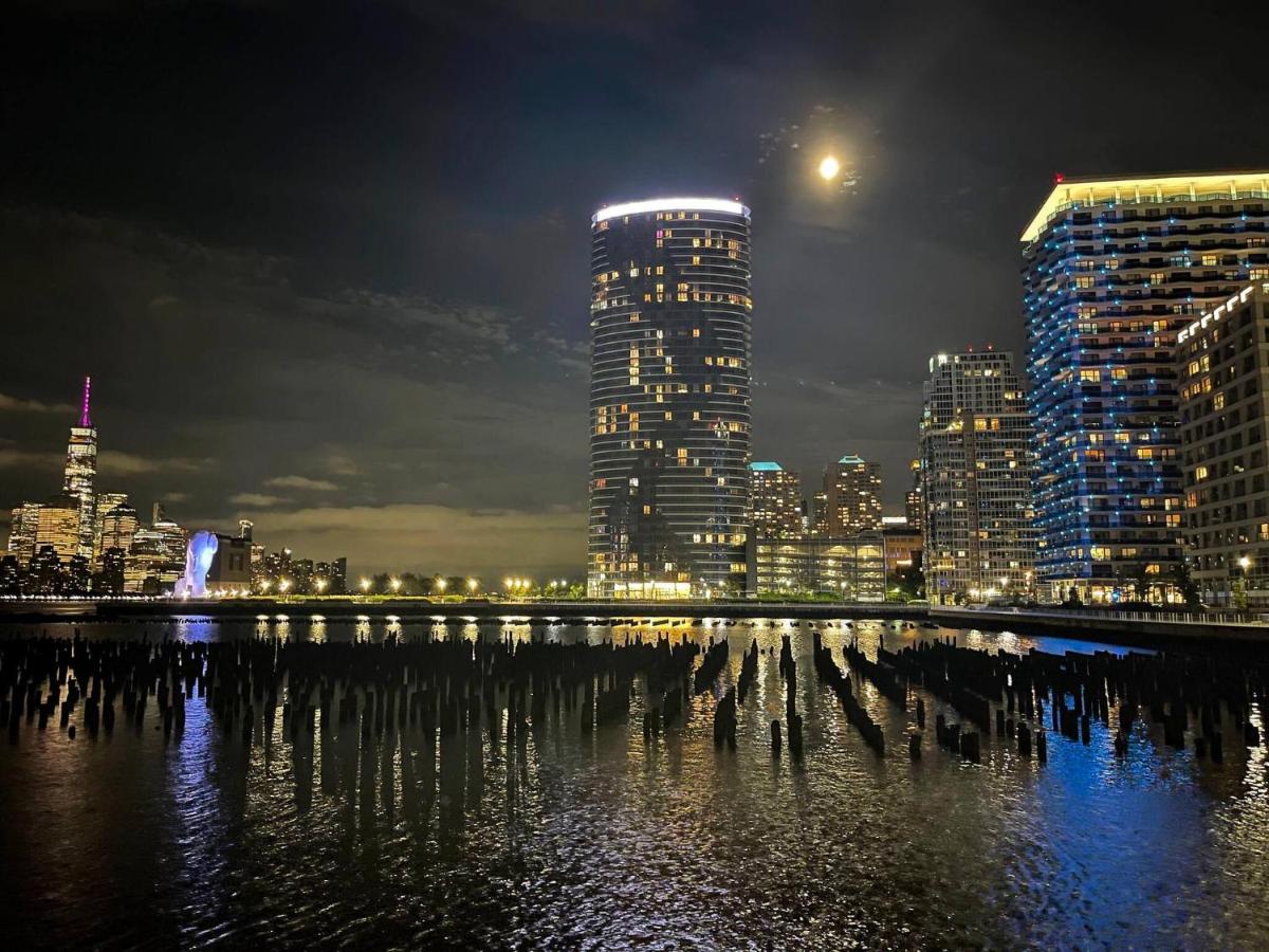 Newly Renovated Charming Apt! 30 Mins to Manhattan - 5