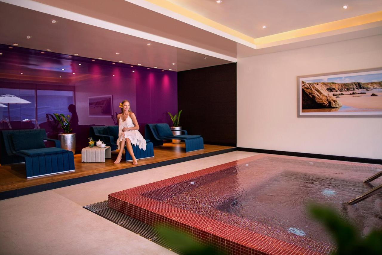 Downtown Rotana photo