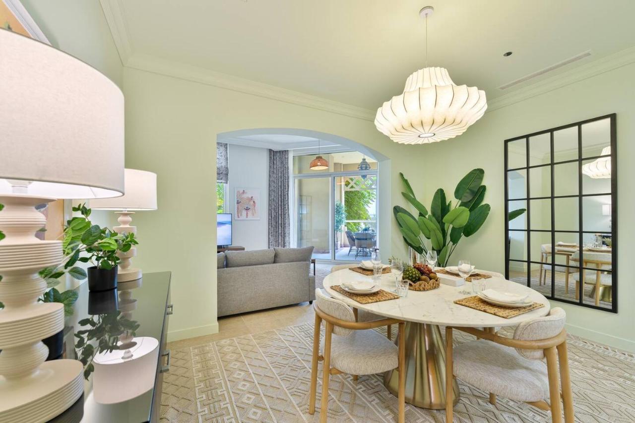 Breathtaking 1BR Sea-View Palm Apt Beach & Pool - 4