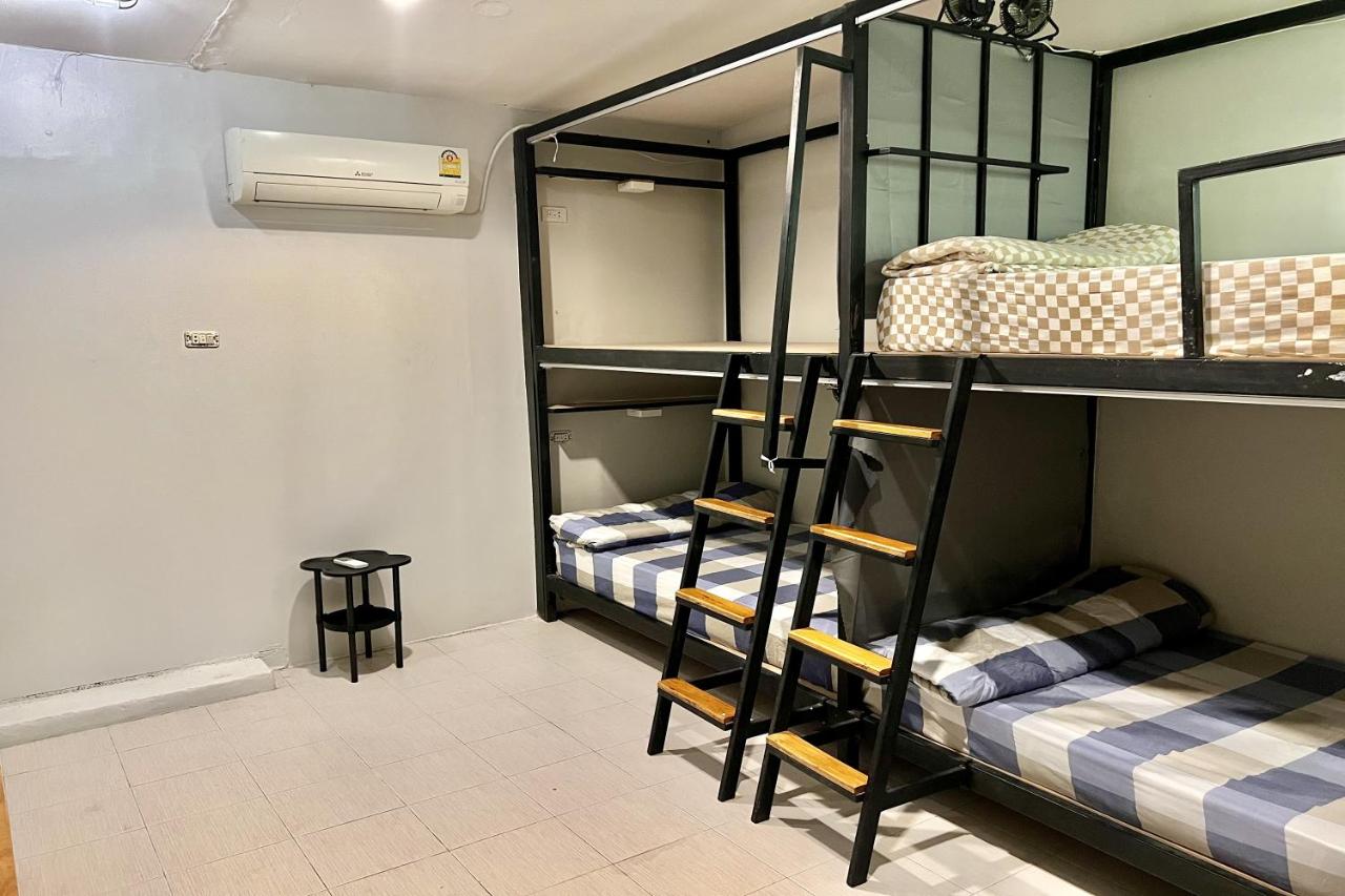 Orchid Hostel Near Bumrungrad hospital and Nana Market - 2